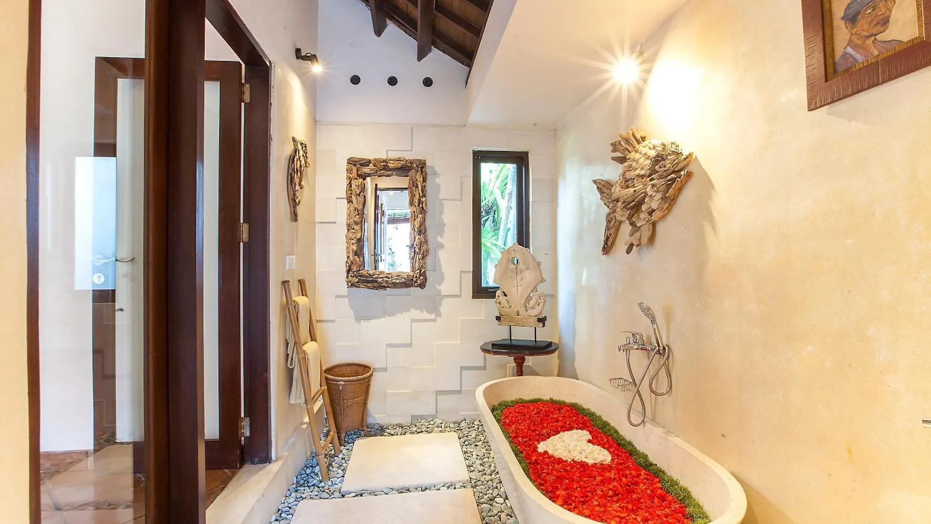 Intimate Villa In Seminyak Indonesia